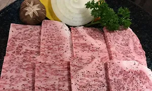 三休 PREMIUM YAKINIKU