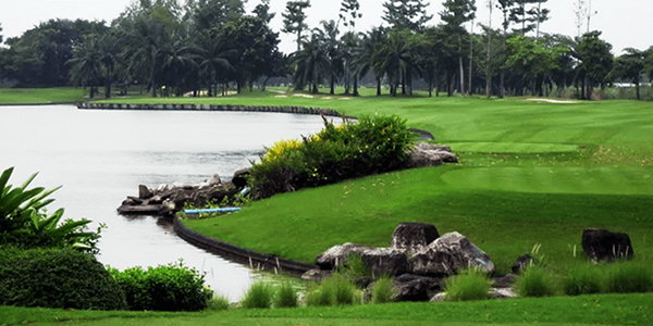 スパープルック・ゴルフクラブ