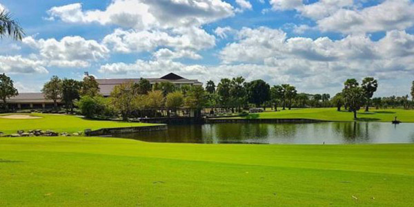 スワン・ゴルフ＆カントリークラブ