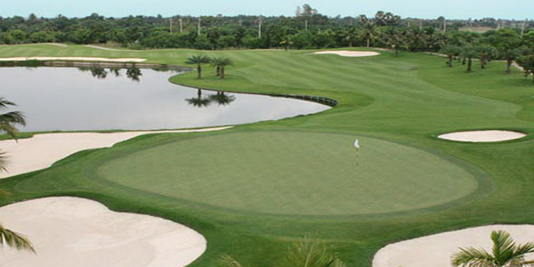 スワン・ゴルフ＆カントリークラブ