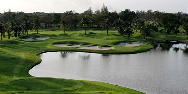 タイ・カントリークラブ